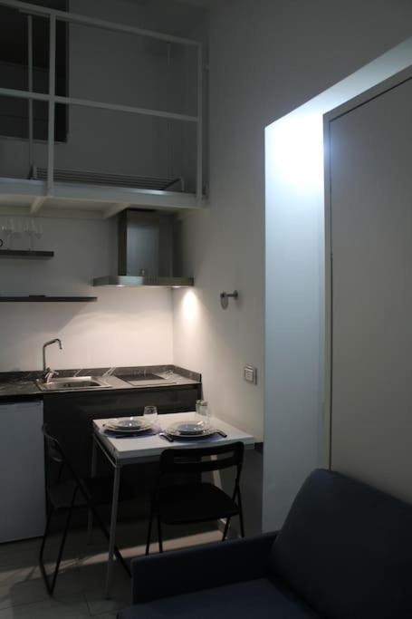 밀라노 Piccolo Loft A Due Passi Dal Castello 아파트 외부 사진